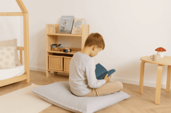 Puf Cojín Infantil Névolo - Gris claro